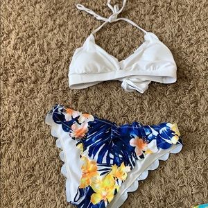 Scalloped cupshe bikini